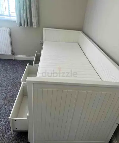 IKEA Hamnes day bed with 2 mattress and 3store