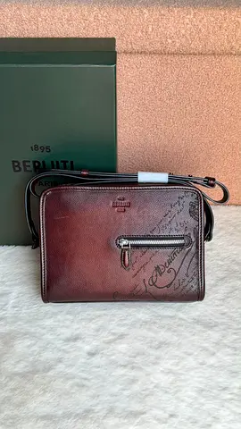 BERULTI* Journalier Messenger Venezia Softy Calf Leather