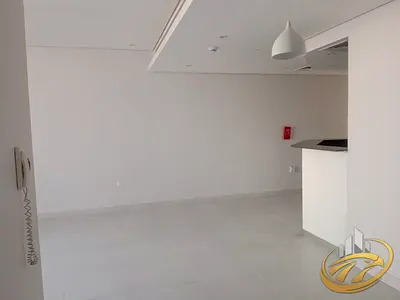شقة بغرفتي نوم | ليوان في 1 مايو | إمكانية الدخول إلى صالة الألعاب الرياضية من الشرفة وبركة السباحة
