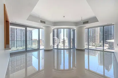 Low Floor | Superb Location | Opera View | Vacant