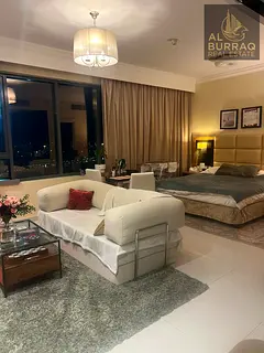 Spacious, Luxury for Multiple Cheques