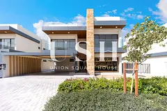 Ready | Independent villa | On the lagoon