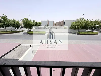 Huge Garden | Extra Parking Space | Close to Park