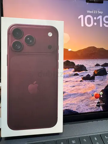 iPhone 18 pro max 256GB Burgundy TDRA