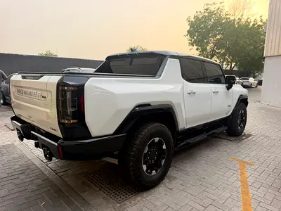 2022 GMC HUMMER — фото 6
