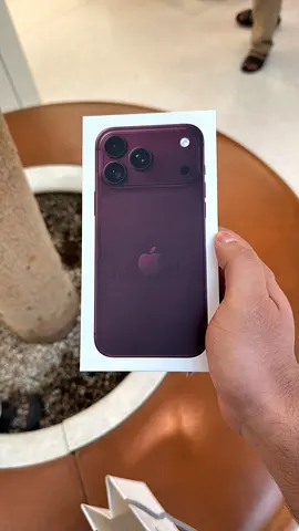 iPhone 18 Pro Max 256GB – Burgundy | Brand New & Sealed