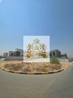 🏡 Corner plot for sale in Sharjah – Al Raqibah area, directly opposite the mosque 🏷️ Owner