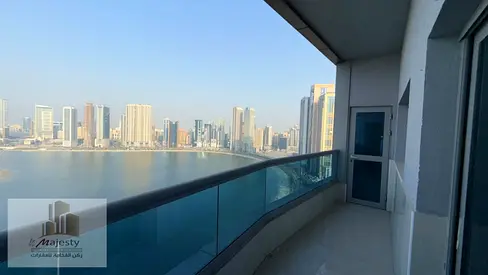 🌊 شقة غرفتين وصالة للإيجار – إطلالة أمامية مباشرة على بحيرة الممزر