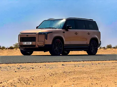 FIRST-CLASS VIP | 6-SEATER | NO DEPOSIT | FULLY INSURED | PREMIUM SERVICE