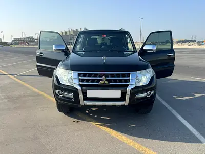 Best Mitsubishi Pajero Money Can Buy 2 door GLS 2018 GCC Specs