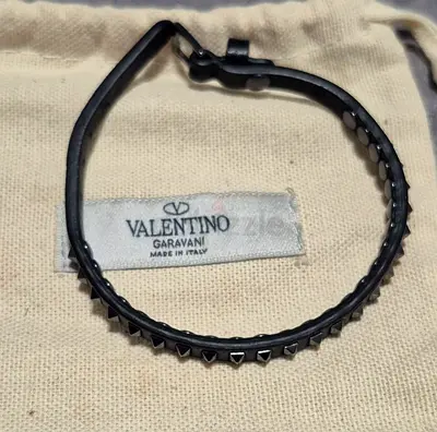 Genuine Valentino Garavani Black Rockstud Leather Bracelet