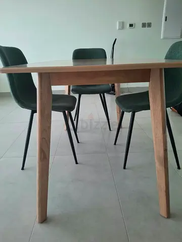 Solid Wood Dining Table with 4 Chairs - Light Oak Finish