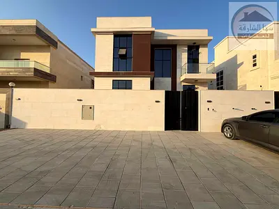 للبيع فيلا تملك عرب في حي حوشي 5000 قدم تشطيبات شخصيه جديدة وبسعر جيد جدا