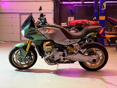 GCC // 2024 // Moto Guzzi V100 Mandello