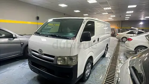 Toyota Hiace Standard 2009 GCC Specs