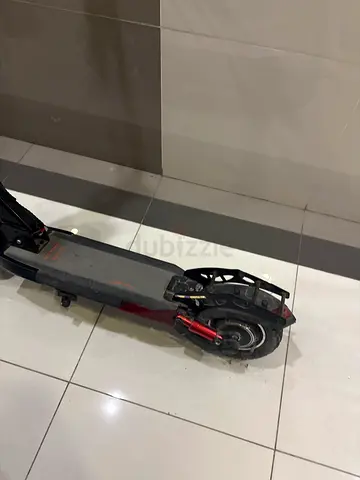 Used electric kick scooter (foldable) in working condition negotiable