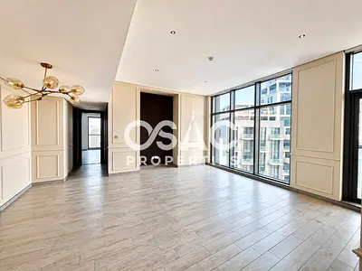 High Floor | Upgraded | Stables & Canal View