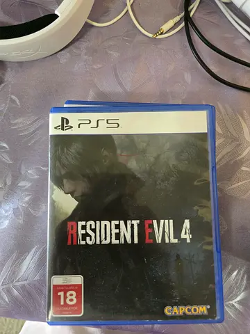 Resident Evil 4 (PS5) original copy - good condition