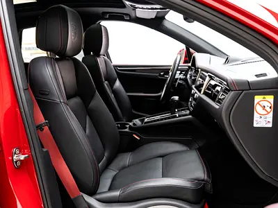 2025 Porsche MACAN 照片 9