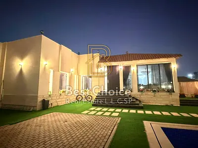فرصة استثنائية لامتلاك فيلا فاخرة على زاوية في الشهباء | مفروشة بالكامل | تجديد شامل | مسبح خاص | حديقة ومرافق خارجية متكاملة