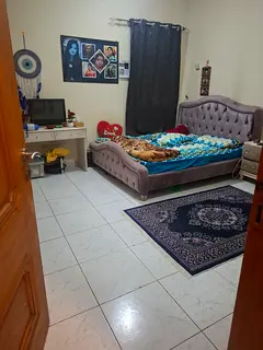 Master Bedroom available no commission direct from owner