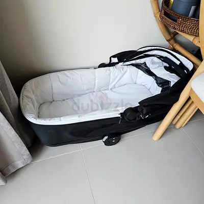 Leclerc Pram Bassinet/Carrycot (black & white) - good used condition