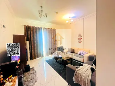 A stunning , luxurious view overlooking the city in a fantastic loc ( directly on Rashid bin saeed street) + 100% freehold for all