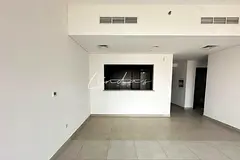 1BR | Mid Floor | Balcony | Unfurnished