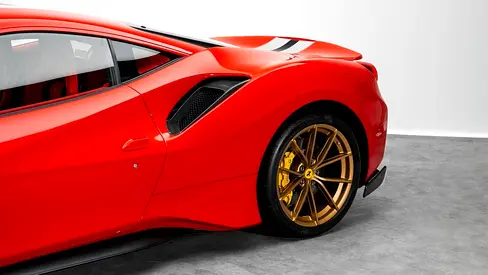 2019 Ferrari 488 PISTA — миниатюра 16