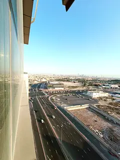 Master in PentHouse / Corner Unit / Top Floor / Luxury apartment / Year End Offer