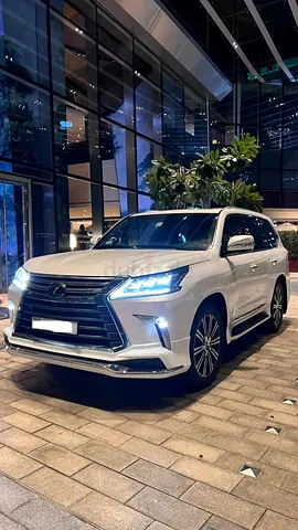 2018 Lexus LX 570 Signature GCC Specs