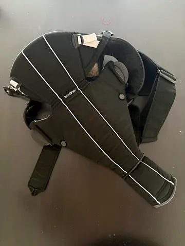 BabyBjorn Baby Carrier in Black