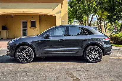 صورة 5 لـ 2022 Porsche MACAN