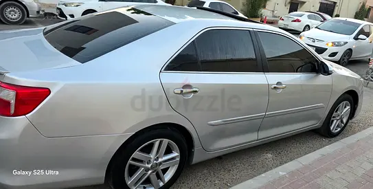Toyota Camry Limited 2015 GCC full push starsunroof leather seats accident free family car for sale