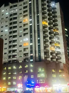 Executive Male Partition 2000 AED Available in stadium METRO