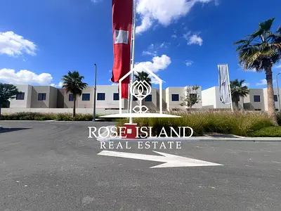 Ready To Move In|Upgraded Unit| Get It Now