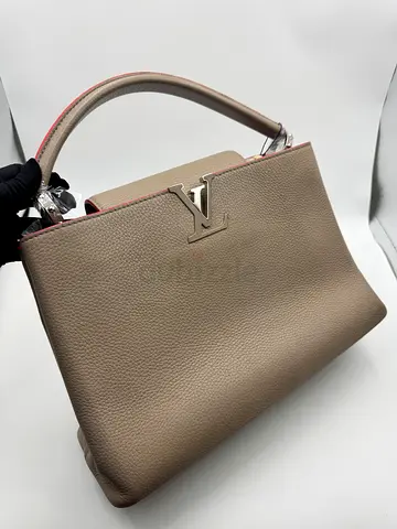 Louis Vuitton grey Leather Capucines MM Bag