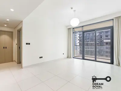 Best price | Prime Area | Spacious | Bright