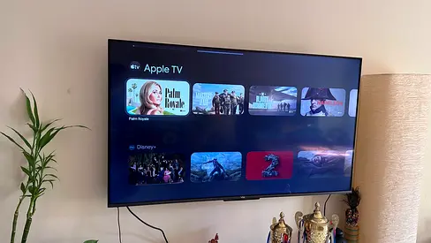 VU 55inch gloLed smart TV