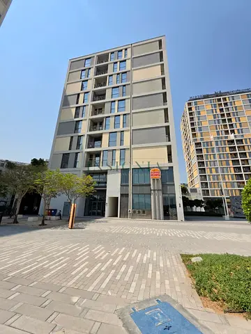 Spacious 1-Bedroom Apartment Bright and Well-designed