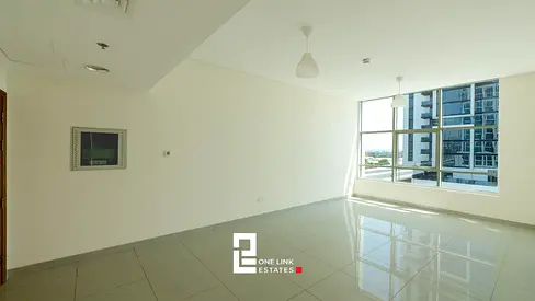 Downtown View | Spacious | High Floor
