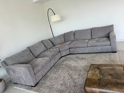 Excellent condition Crate And barrel Axis Corner Sofa