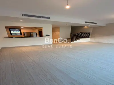 3 Bedrooms | Vacant | Family Friendly Community