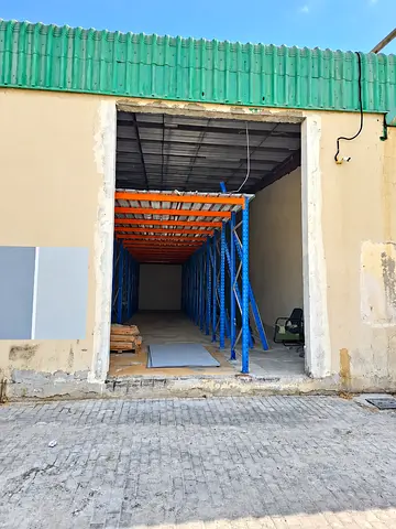 1,491 Sqft, Spacious & Affordable Warehouse in Business Location