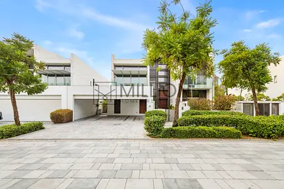 Ultra-Luxury Private 5BR Villa with Pool and Sauna | Exclusive Dubai Stay