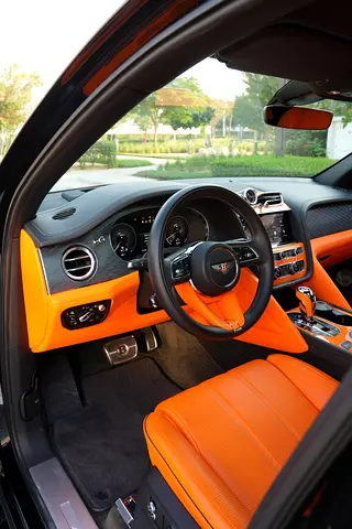 2023 Bentley BENTAYGA 照片 3