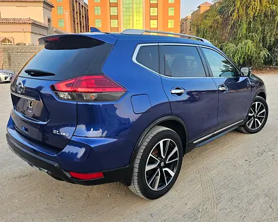 2017 Nissan ROGUE — фото 5