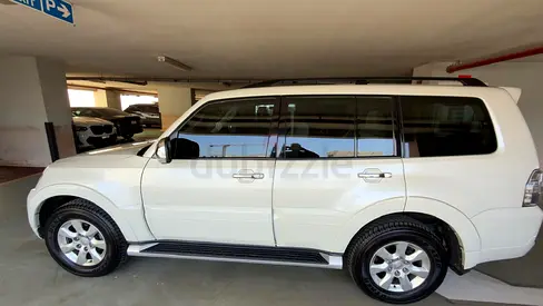 Mitsubishi Pajero GLS 2017 GCC Specs