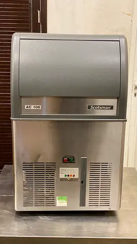 Scotsman AC106 Commercial Ice Machine – 50 Kg Capacity, 230V, 580W, Made in Italy