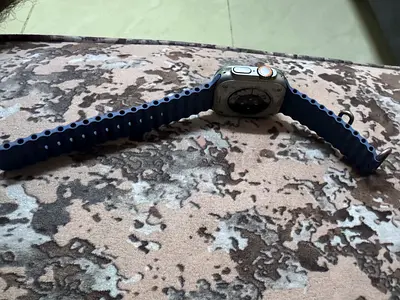 Apple Ultra watch 3 Series with sport band - as good as new